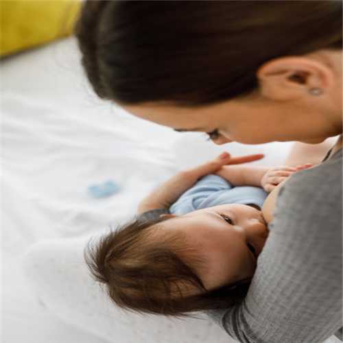试管婴儿移植后必须要在床上躺着吗？